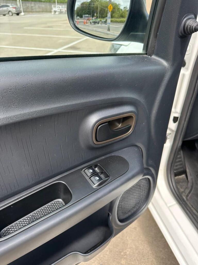 WhatsApp Image 2025-10-02 at 14.23.07